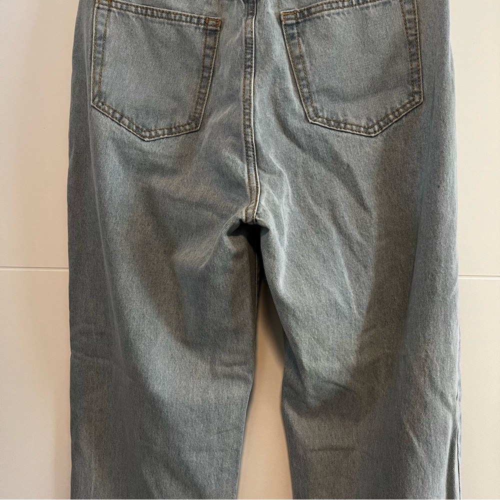 Missguided | NWT Riot High Rise Mom Jeans - Picture 9 of 13